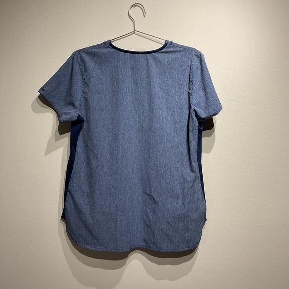 Ava Therese Size L Blue Scrubs Uniform Shirt Like New Condition - Picture 3 of 9